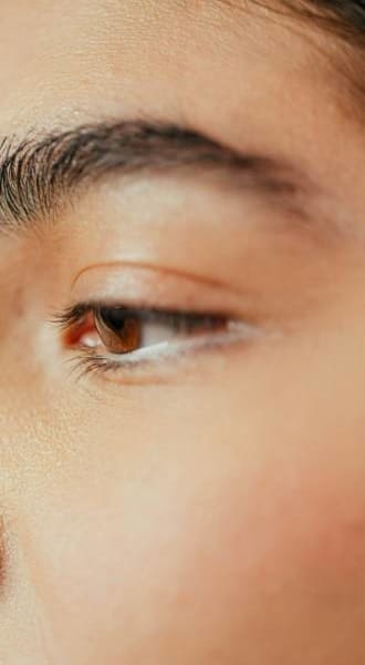 HR Plastic Surgery - Eyelid Surgery At A Glance