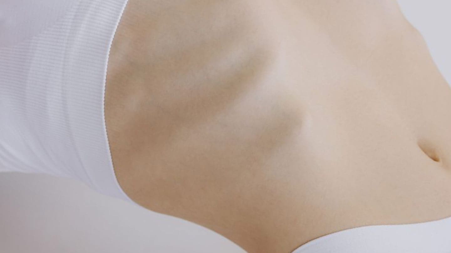 HR Plastic Surgery - Flank Liposuction