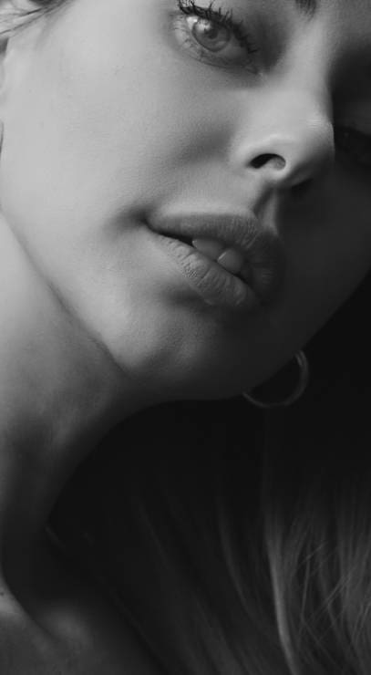 HR Plastic Surgery - Neck Lift Good Candidate