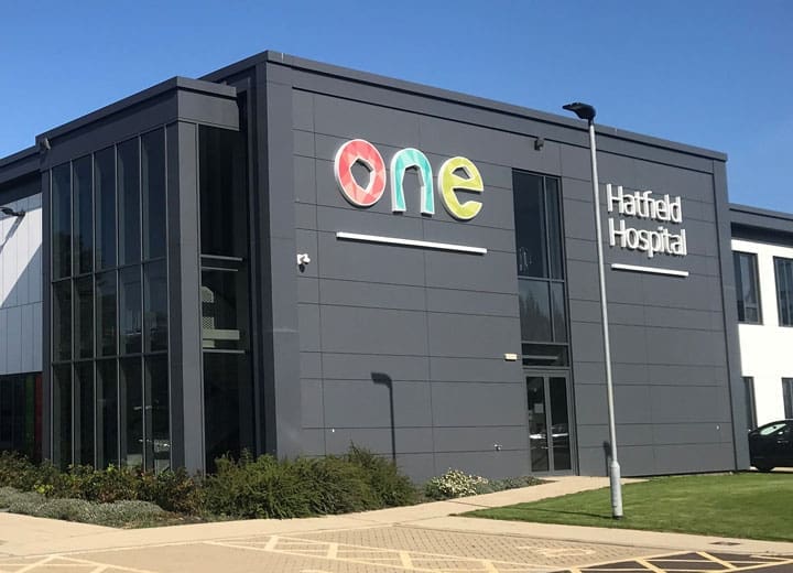 HR Plastic Surgery - One Hatfield Hospital