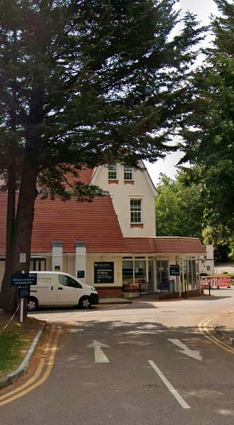 HR Plastic Surgery - Pinehill Hospital Contact