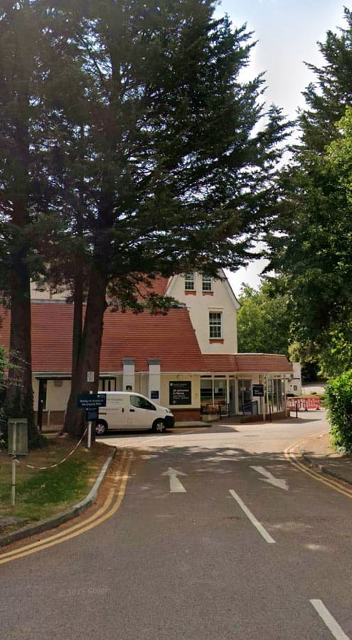 HR Plastic Surgery - Pinehill Hospital